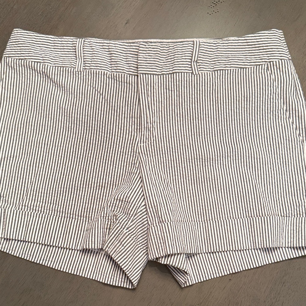 Striped Cotton-Blend Women's Shorts - White and Gray